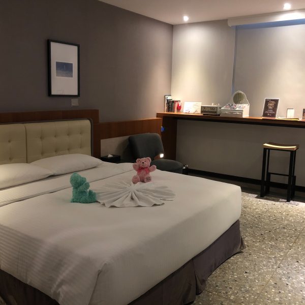 <div class="roomtitle_en">LUXURY ROOM WITH PERSONAL BUTLER</div>名園執事