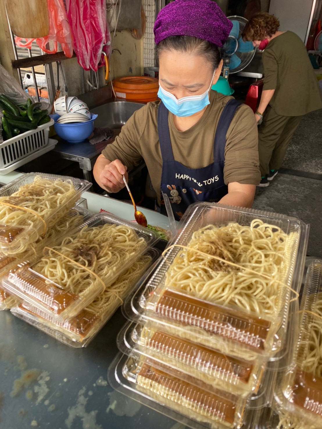 台南美食店家 | 台南美食 | 二空村長張家涼麵