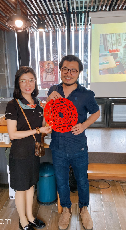 台南藝術藝文活動 | 三道門建築文創旅店 | 楊士毅 | 「剪出本質,拾起初心」剪紙工作坊 台南藝術藝文活動 | 三道門建築文創旅店 | 楊士毅 | 「剪出本質,拾起初心」剪紙工作坊